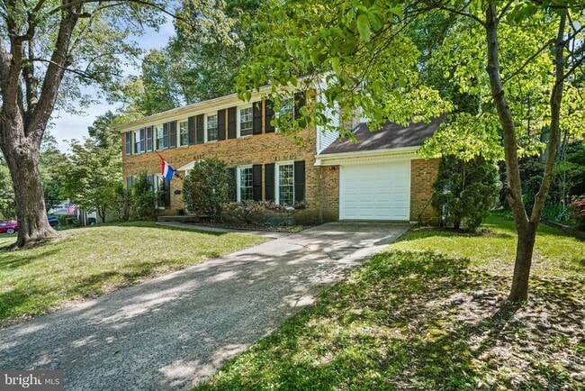 Building Photo - 6117 Larstan Dr