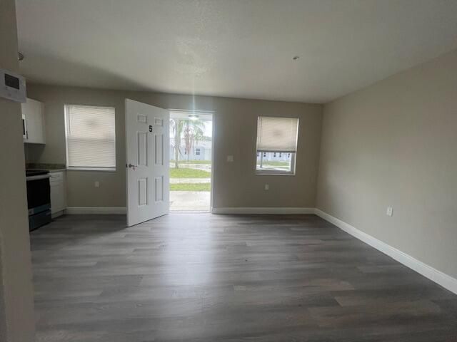 Photo - 4393 Windsor Ave Unit 2