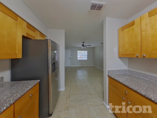 Photo - 5843 59th Way N