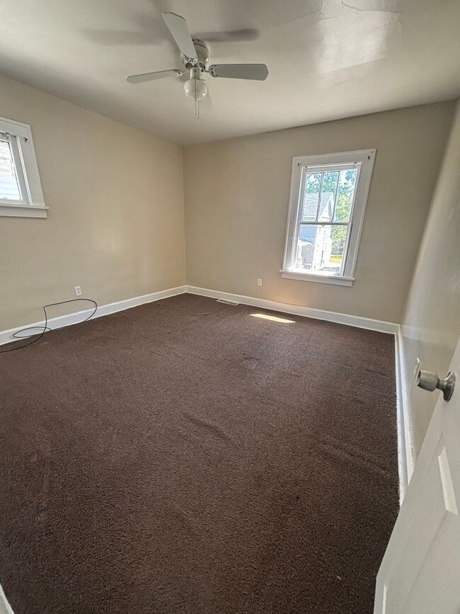 Photo - 3bd Single Cash Pay/Section 8