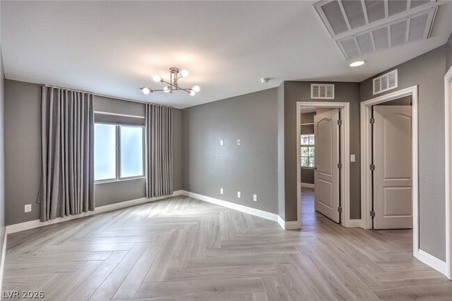 Building Photo - 12420 Pinetina St