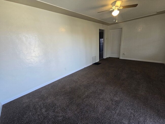 Photo - 512 N Palm St