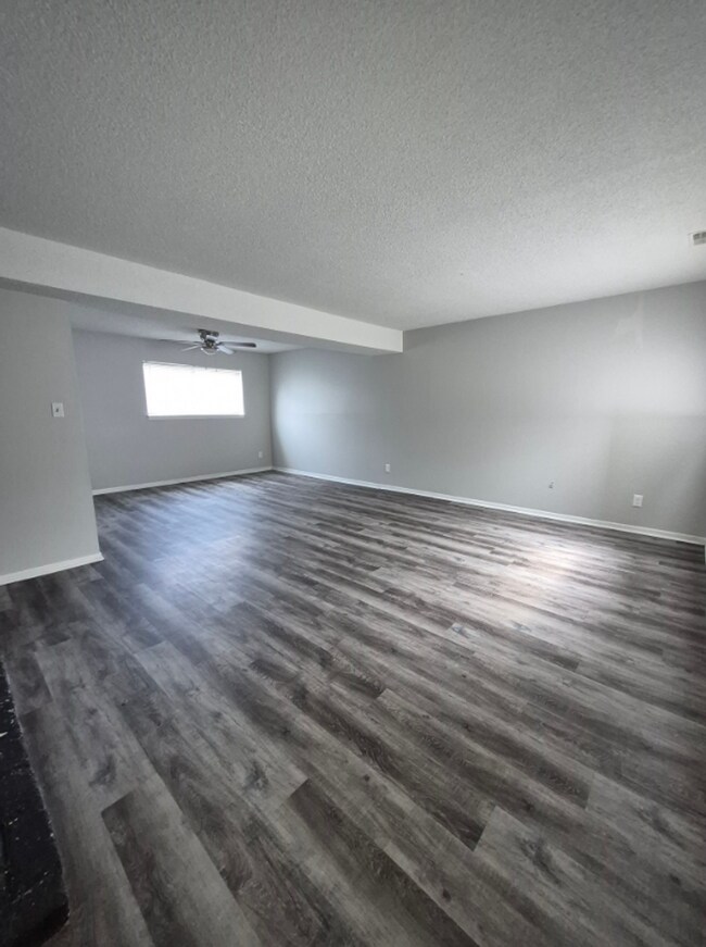 Hillsdale Apartments