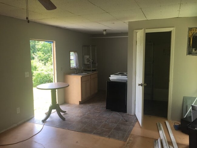 Photo - 82 County Rd 565
