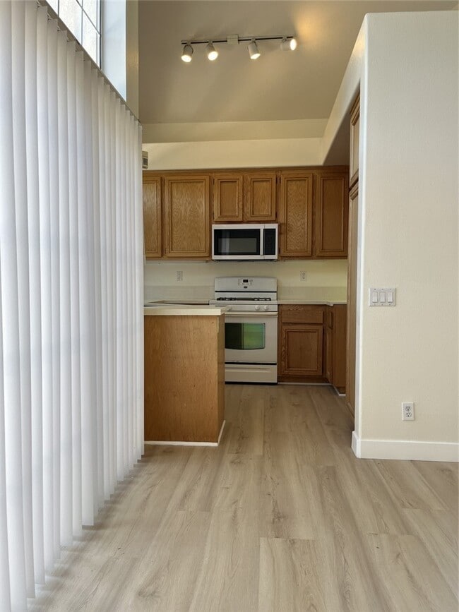 Photo - 6 Mansera Pl