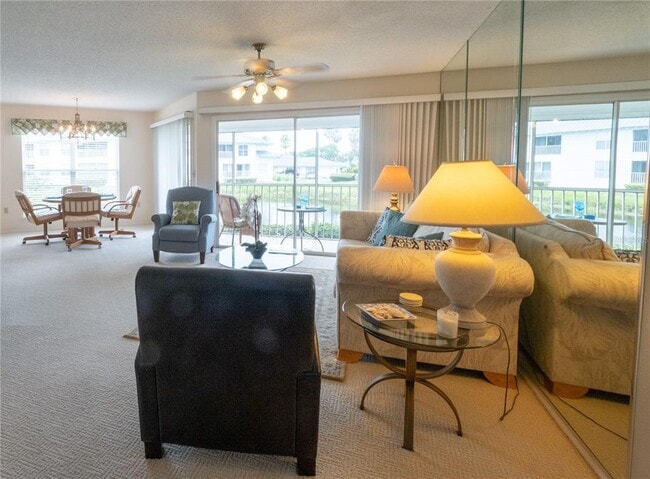 831 Audubon Dr Unit 831