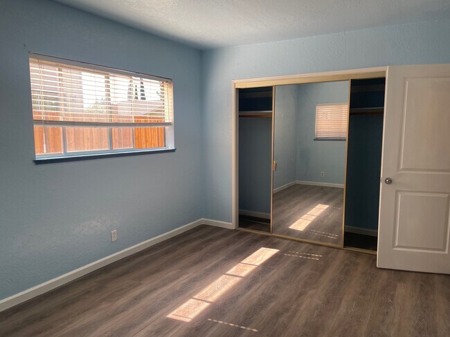 Photo - 18590 Almaden Rd Unit A