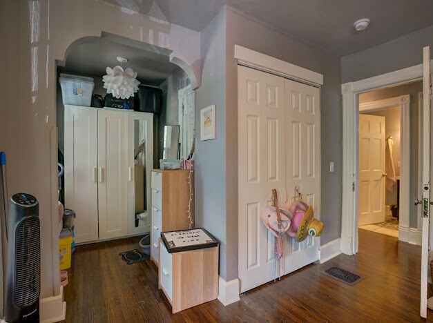 Photo - 538 W Wilson St Unidad Apartment 2