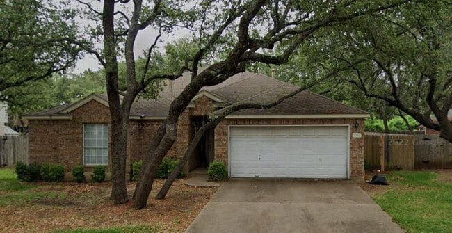 Building Photo - 1204 Cedar Oaks Dr Rental