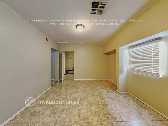 Photo - 2039 E Osborn Rd