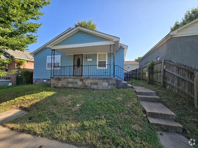Building Photo - 204 Greenlaw Ave Rental
