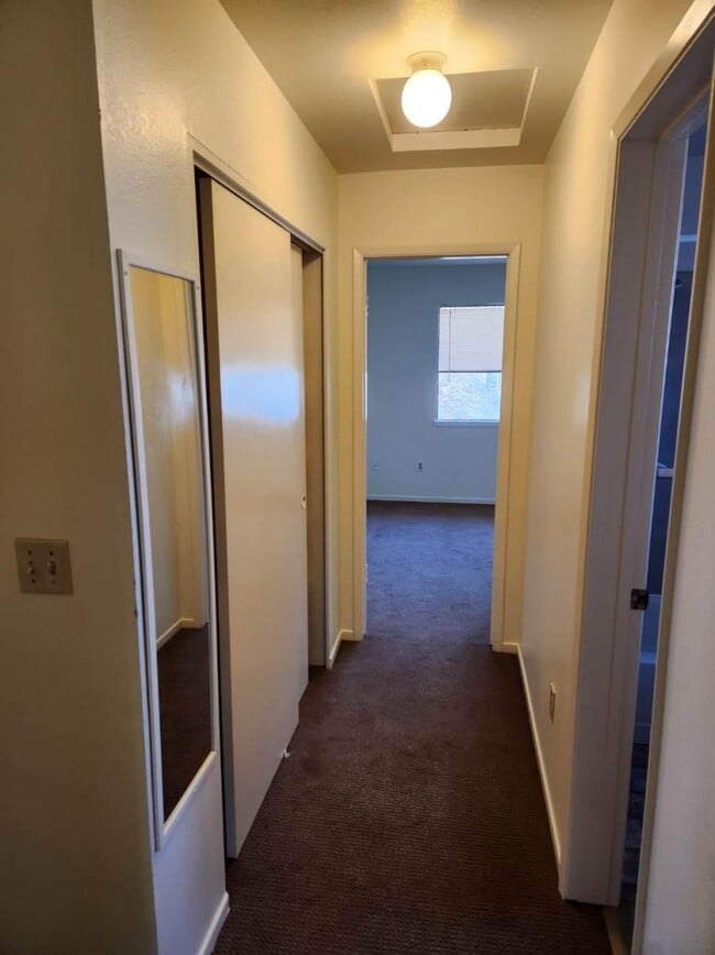 Photo - 1225 N Sierra St Unidad #1