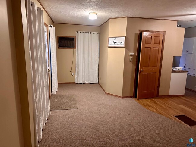 Photo - 820 N Cedar St