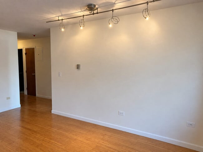 Photo - 1231 N Downing St Unit 203