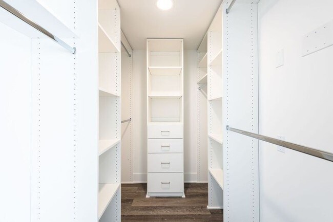 Photo - 748 Wilcox Ave Unidad 307