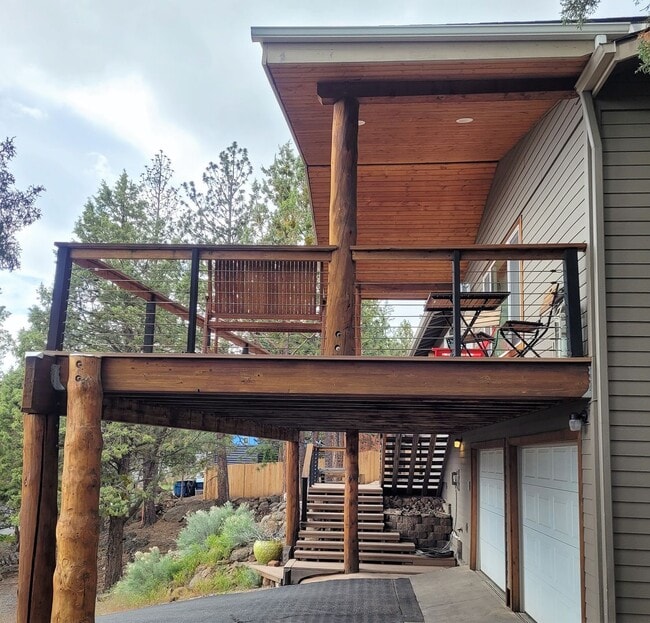 Photo - Spacious House, Front & Back Porch! Awbrey...