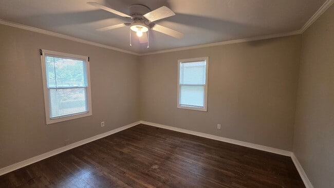 Photo - 3901 Mc Vay St SW
