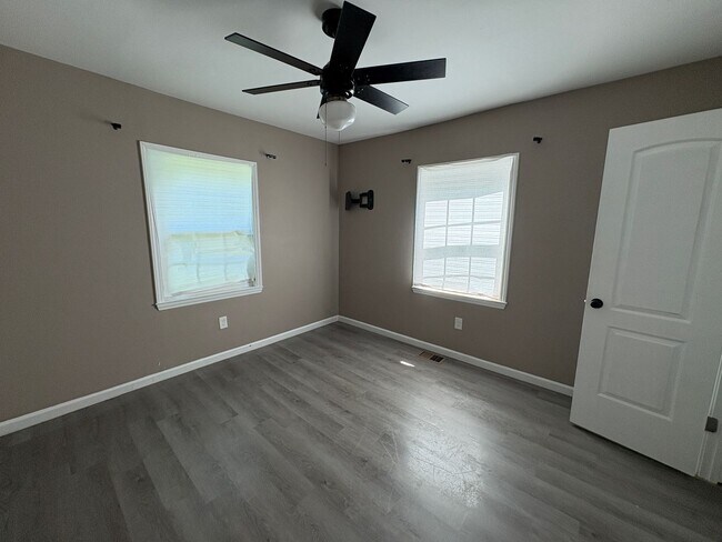Photo - Cozy Living Spaces & Small-Town Energy!