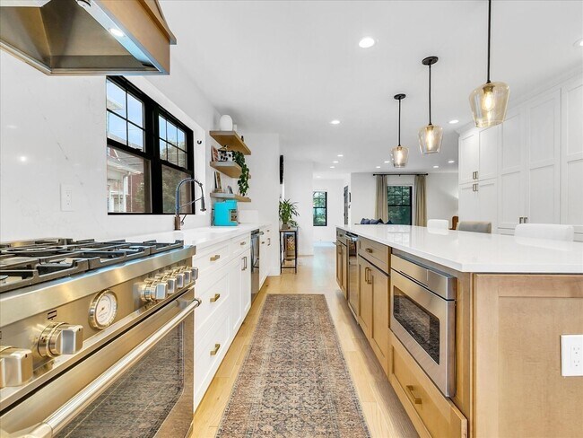 Photo - 23 Princeton St