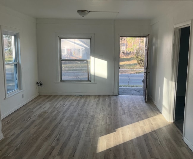 Photo - 129 E South St Unidad 1