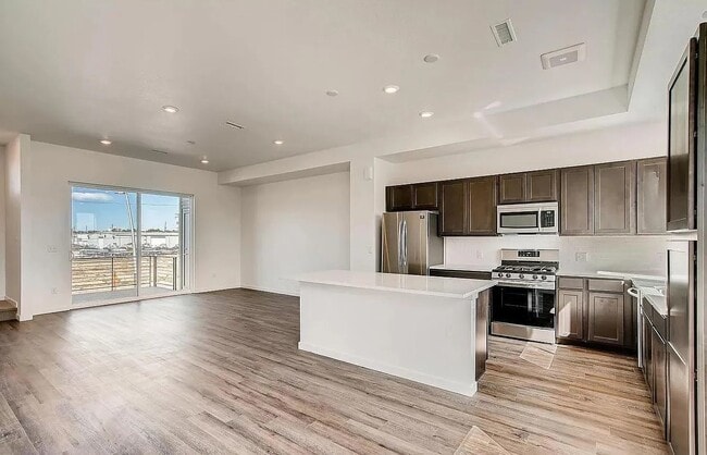 Photo - 6770 Raritan Dr