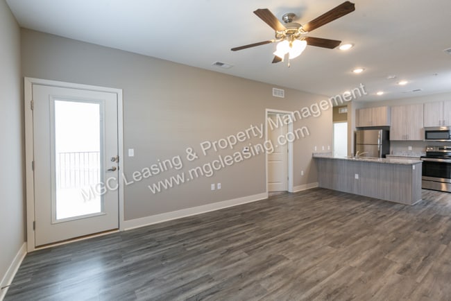 Photo - 1 Bedroom Luxury Apartment in the Northland of KCMO