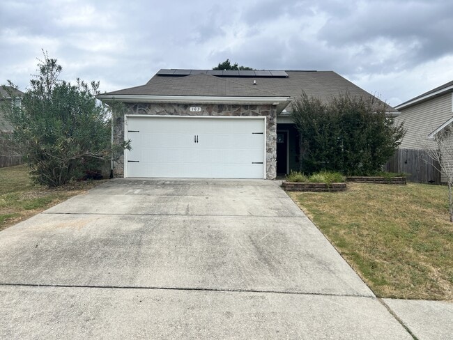 Photo - 103 Haislip Dr
