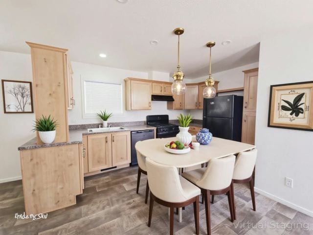 Photo - 825 N Lamb Blvd