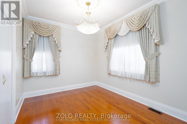 Photo - 469 Evans Ave.