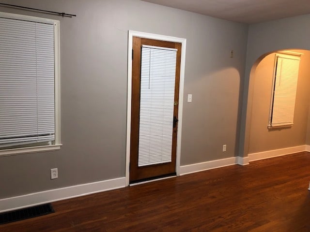 Photo - 215 Melrose Ct