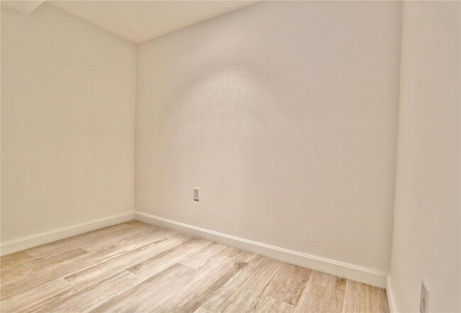 Photo - 55 SW 9th St Unit 1910