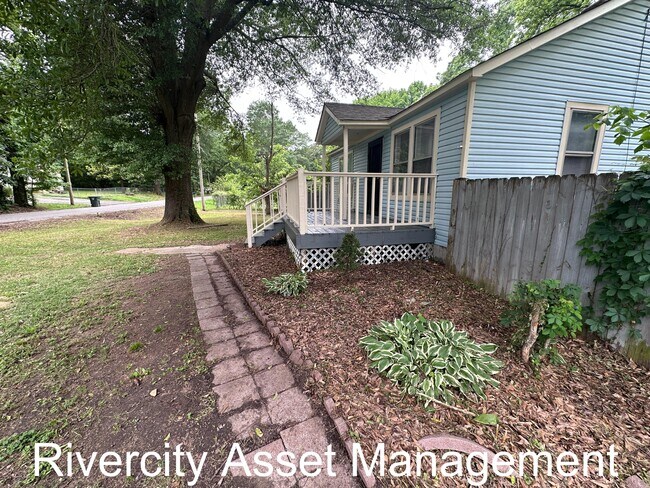 Photo - 1358 Longcrest Rd