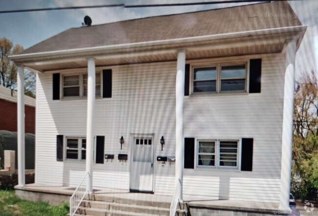 Building Photo - 20 Linwood St Rental