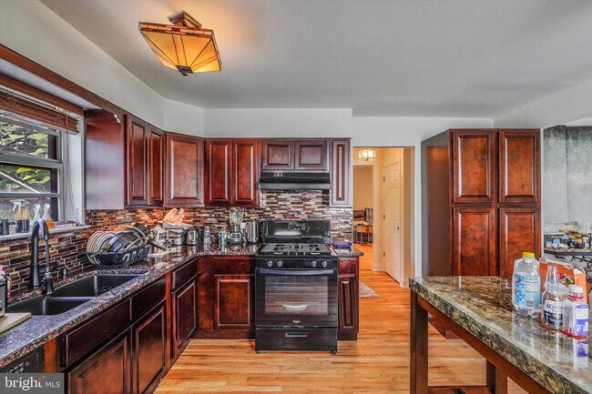Photo - 212 Lafayette Ave