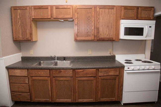 Photo - 285 Cardiff St