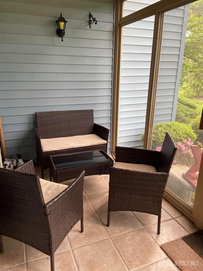 Building Photo - 8 Benjamin Franklin Dr Unit C