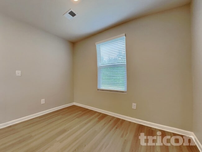 Photo - 59 Ivy Bank Dr
