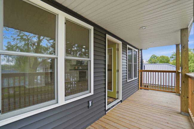 Photo - 1626 Howell St