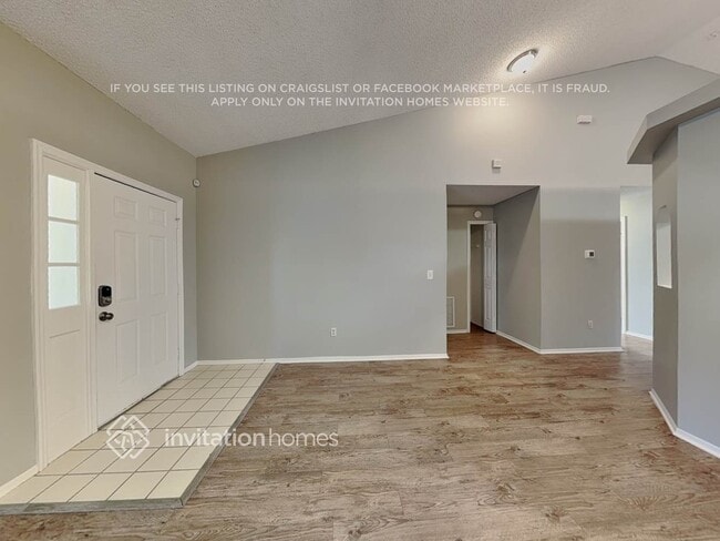 Photo - 1006 Henson Ct