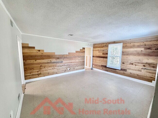 Photo - 1417 Rayner St
