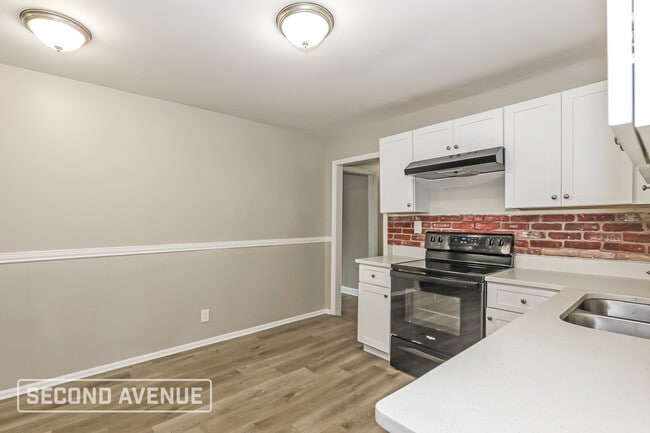 Photo - 820 Slaton St