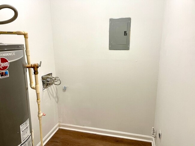 Photo - Welcome to our Rent Special in Fayetteville! This charming 2 bedroom, 1 bathroom house is perfect...