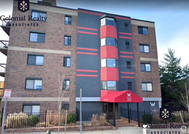 Building Photo - 25 Webster Ave Unit 25-570 Webster Ave Rental