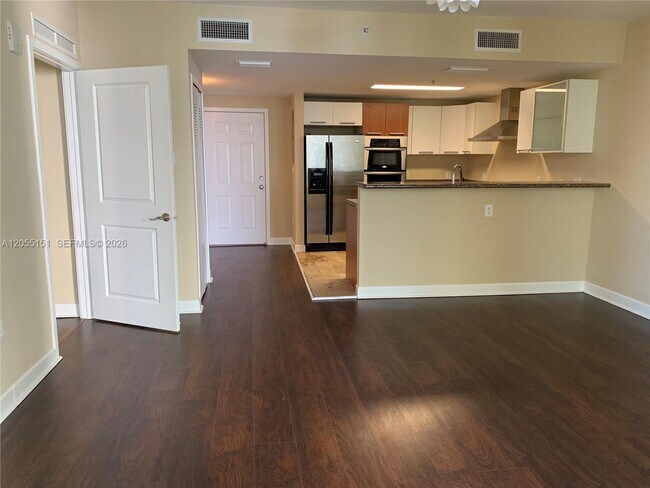 Photo - 170 SE 14th St Unit 1402