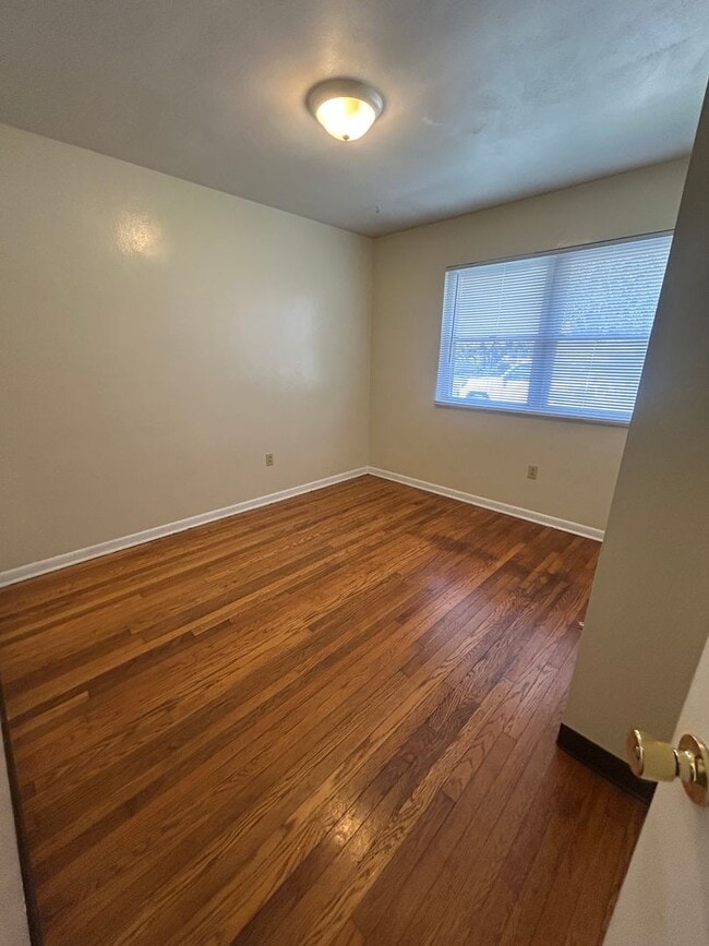 Photo - 1516 N Allen St