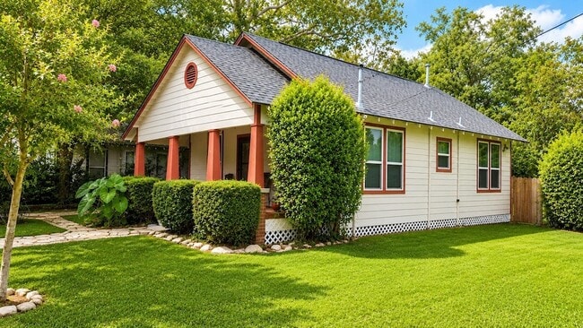 Photo - 111 Mcphail St