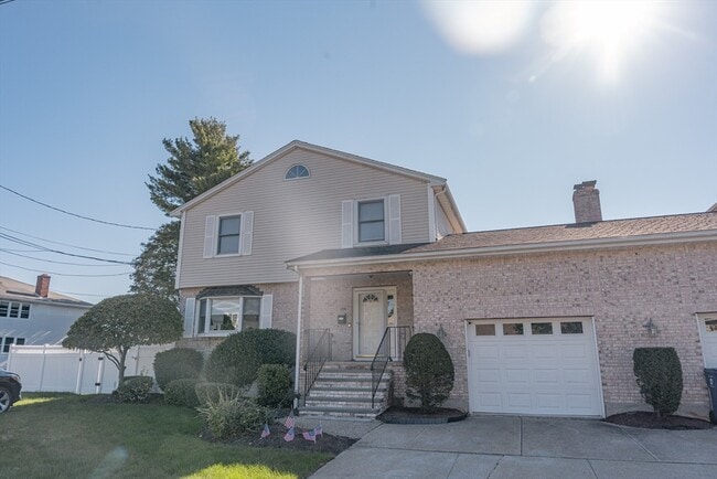 Photo - 194 Linwood Ave