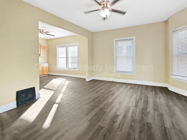 Photo - 644 Fulton St E Unit 1