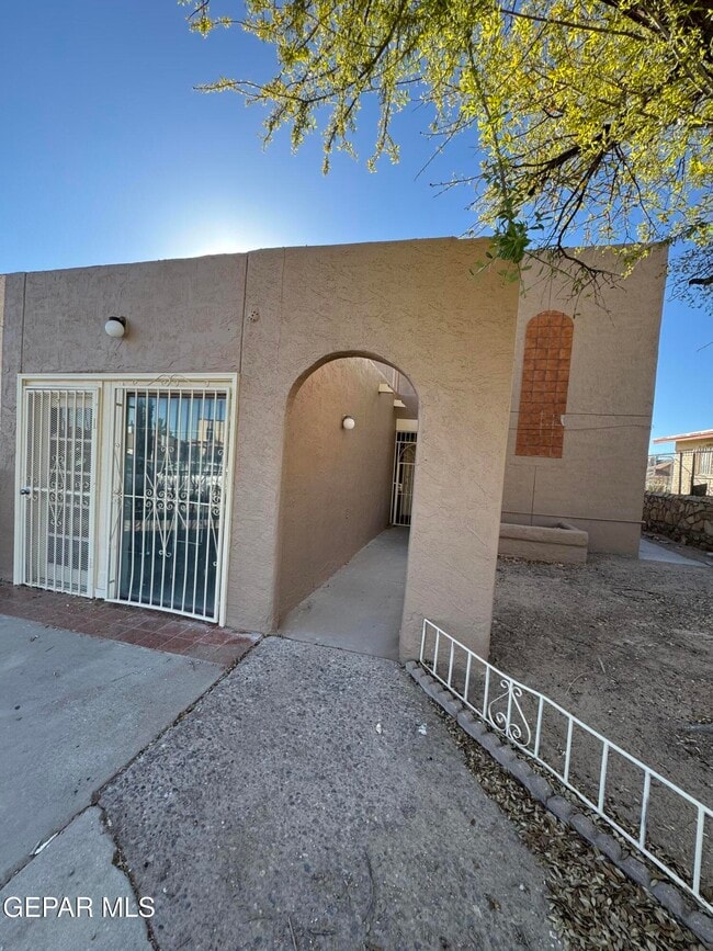 Photo - 943 Montera Rd