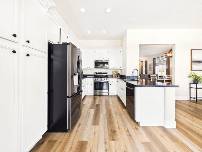 Photo - Elegant Fully Furnished 3-Bedroom 2-Bath Retreat in Summerlin